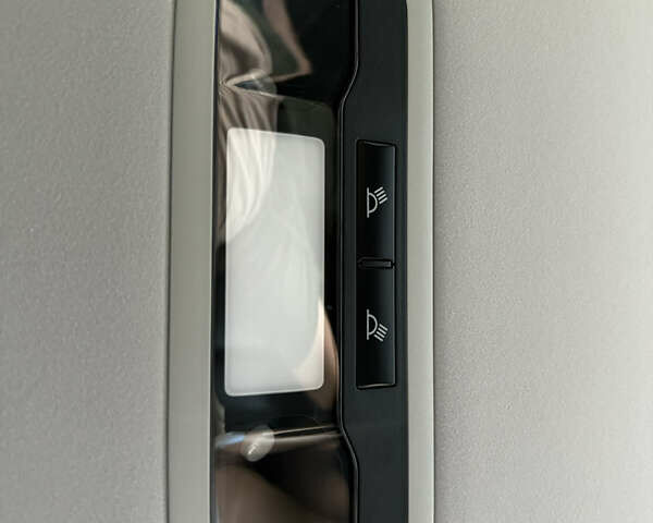 Белый Лексус РХ, объемом двигателя 2 л и пробегом 6 тыс. км за 57500 $, фото 43 на Automoto.ua