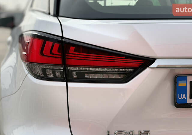 Білий Лексус РХ, об'ємом двигуна 3.46 л та пробігом 42 тис. км за 56000 $, фото 17 на Automoto.ua