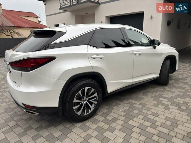 Белый Лексус РХ, объемом двигателя 2 л и пробегом 5 тыс. км за 52500 $, фото 4 на Automoto.ua