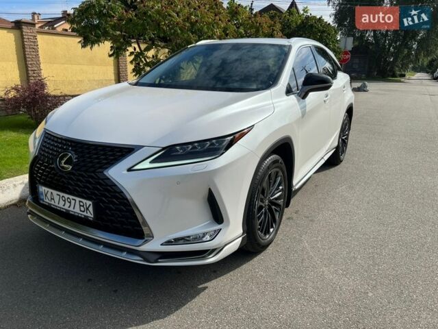 Белый Лексус РХ, объемом двигателя 2 л и пробегом 31 тыс. км за 53900 $, фото 1 на Automoto.ua