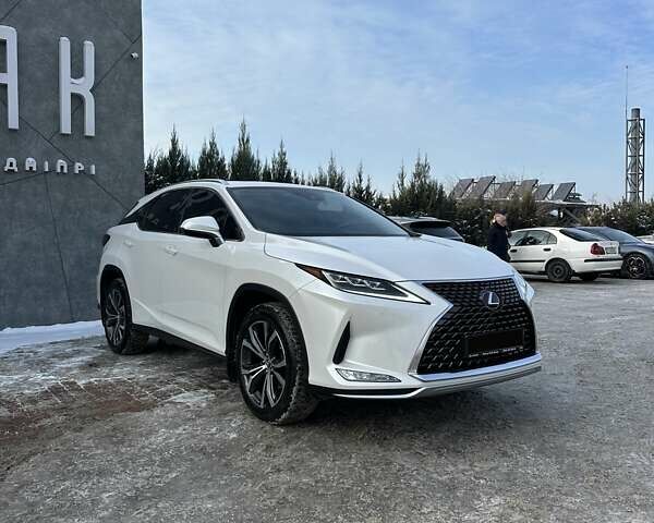 Белый Лексус РХ, объемом двигателя 2 л и пробегом 43 тыс. км за 53999 $, фото 2 на Automoto.ua