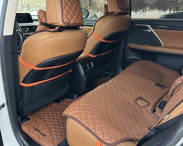 Белый Лексус РХ, объемом двигателя 2 л и пробегом 43 тыс. км за 53999 $, фото 28 на Automoto.ua