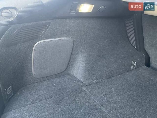 Белый Лексус РХ, объемом двигателя 3.5 л и пробегом 28 тыс. км за 56000 $, фото 13 на Automoto.ua