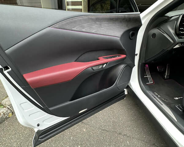 Белый Лексус РХ, объемом двигателя 2.4 л и пробегом 53 тыс. км за 63500 $, фото 21 на Automoto.ua