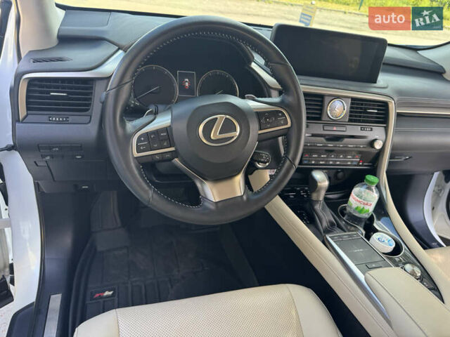 Белый Лексус РХ, объемом двигателя 3.46 л и пробегом 30 тыс. км за 58000 $, фото 17 на Automoto.ua