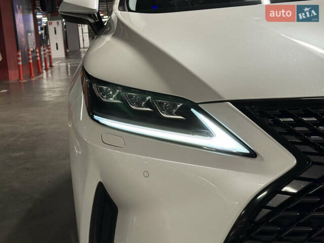Белый Лексус РХ, объемом двигателя 3.46 л и пробегом 28 тыс. км за 53900 $, фото 23 на Automoto.ua
