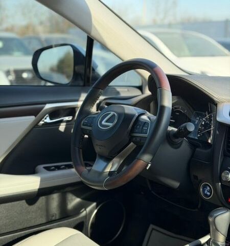 Білий Лексус РХ, об'ємом двигуна 3.5 л та пробігом 41 тис. км за 46500 $, фото 42 на Automoto.ua