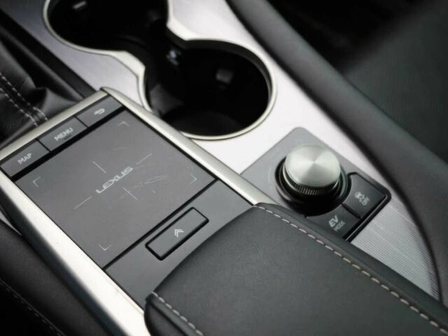 Белый Лексус РХ, объемом двигателя 3.5 л и пробегом 18 тыс. км за 42500 $, фото 11 на Automoto.ua