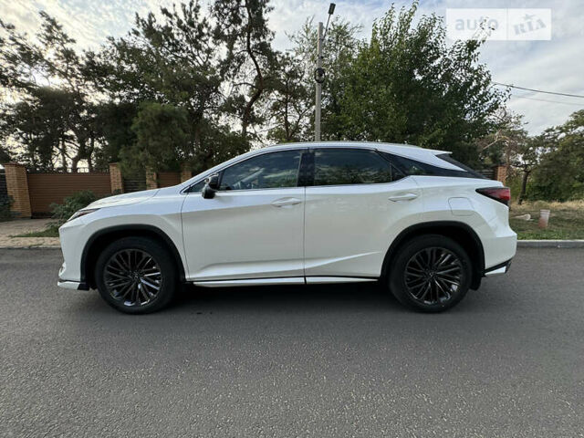 Белый Лексус РХ, объемом двигателя 2 л и пробегом 6 тыс. км за 57500 $, фото 2 на Automoto.ua