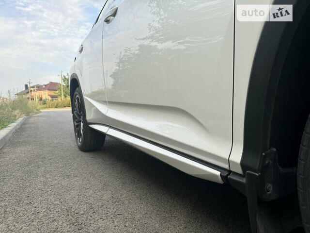 Белый Лексус РХ, объемом двигателя 2 л и пробегом 6 тыс. км за 57500 $, фото 22 на Automoto.ua