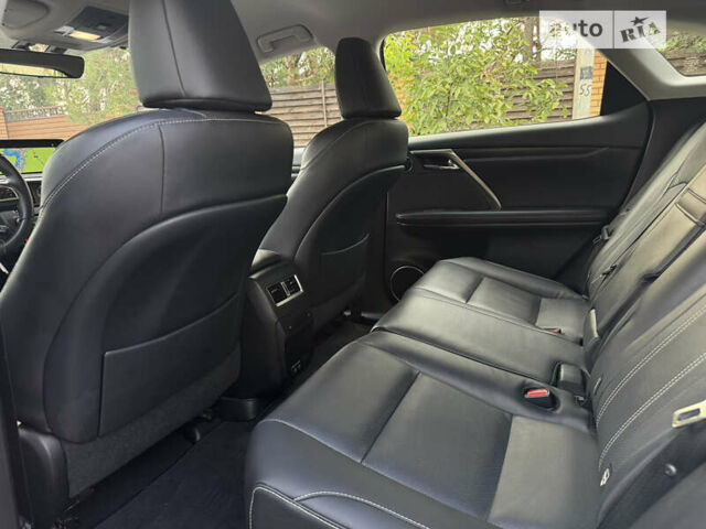 Белый Лексус РХ, объемом двигателя 2 л и пробегом 6 тыс. км за 57500 $, фото 46 на Automoto.ua