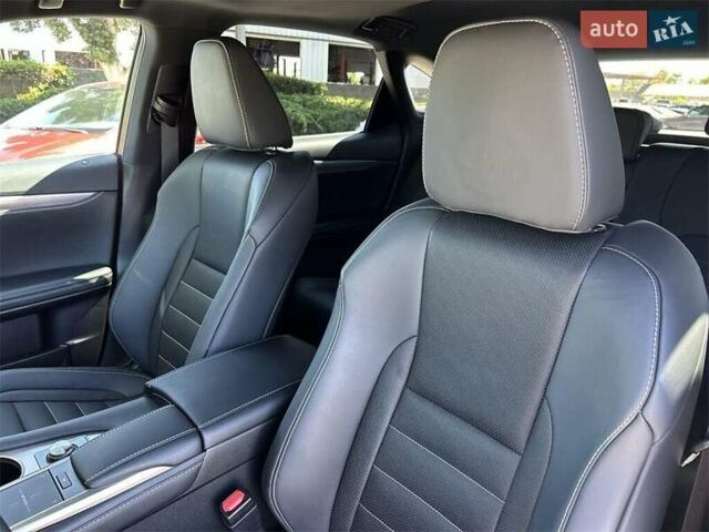 Белый Лексус РХ, объемом двигателя 3.46 л и пробегом 41 тыс. км за 17300 $, фото 25 на Automoto.ua