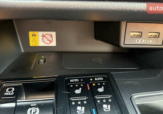 Білий Лексус РХ, об'ємом двигуна 3.46 л та пробігом 42 тис. км за 56000 $, фото 45 на Automoto.ua