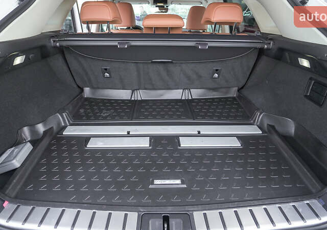 Білий Лексус РХ, об'ємом двигуна 2 л та пробігом 33 тис. км за 48299 $, фото 9 на Automoto.ua