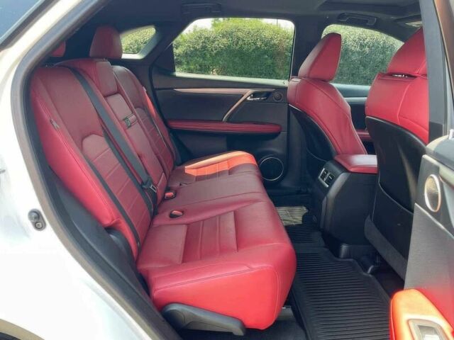 Белый Лексус РХ, объемом двигателя 3.5 л и пробегом 16 тыс. км за 18000 $, фото 9 на Automoto.ua