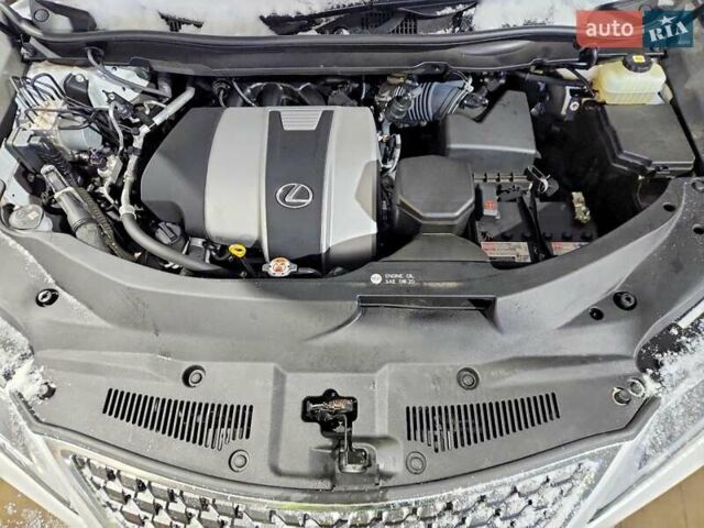 Белый Лексус РХ, объемом двигателя 0 л и пробегом 46 тыс. км за 13500 $, фото 10 на Automoto.ua
