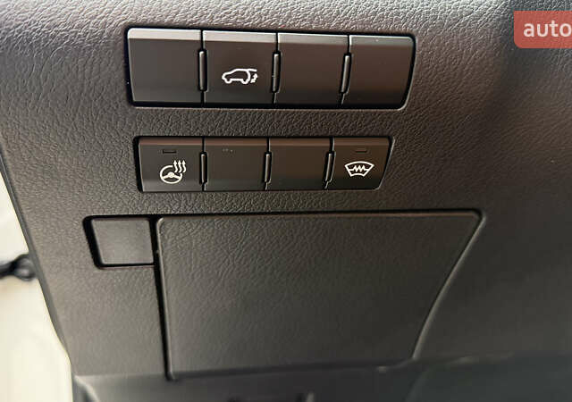 Білий Лексус РХ, об'ємом двигуна 3.46 л та пробігом 42 тис. км за 56000 $, фото 52 на Automoto.ua