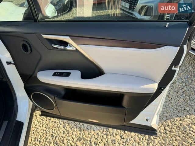 Білий Лексус РХ, об'ємом двигуна 3.5 л та пробігом 41 тис. км за 46500 $, фото 34 на Automoto.ua