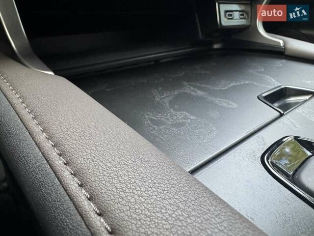 Белый Лексус РХ, объемом двигателя 2.5 л и пробегом 39 тыс. км за 79000 $, фото 47 на Automoto.ua