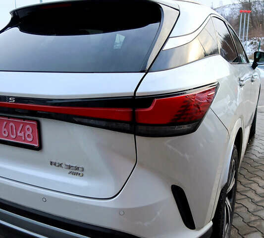 Білий Лексус РХ, об'ємом двигуна 2.4 л та пробігом 71 тис. км за 56500 $, фото 4 на Automoto.ua