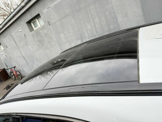 Белый Лексус РХ, объемом двигателя 2.4 л и пробегом 8 тыс. км за 47000 $, фото 9 на Automoto.ua