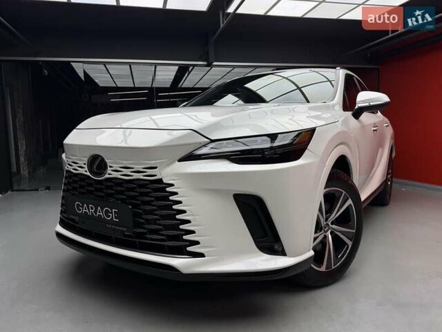 Білий Лексус РХ, об'ємом двигуна 2.4 л та пробігом 3 тис. км за 56900 $, фото 3 на Automoto.ua