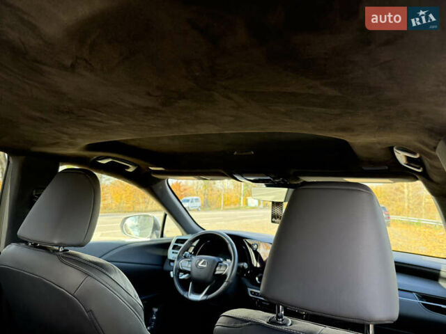 Білий Лексус РХ, об'ємом двигуна 2.4 л та пробігом 52 тис. км за 57000 $, фото 32 на Automoto.ua