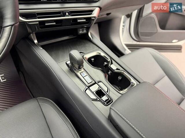 Білий Лексус РХ, об'ємом двигуна 2.4 л та пробігом 3 тис. км за 56900 $, фото 35 на Automoto.ua