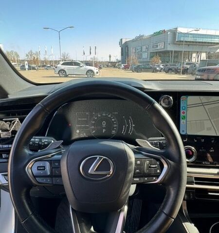 Белый Лексус РХ, объемом двигателя 2.39 л и пробегом 50 тыс. км за 70000 $, фото 8 на Automoto.ua