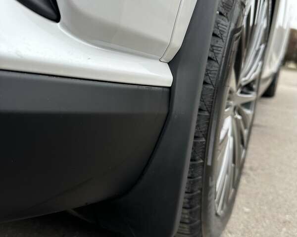 Білий Лексус РХ, об'ємом двигуна 2.5 л та пробігом 29 тис. км за 74500 $, фото 43 на Automoto.ua