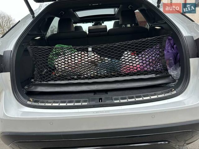 Білий Лексус РХ, об'ємом двигуна 2.5 л та пробігом 29 тис. км за 74500 $, фото 66 на Automoto.ua