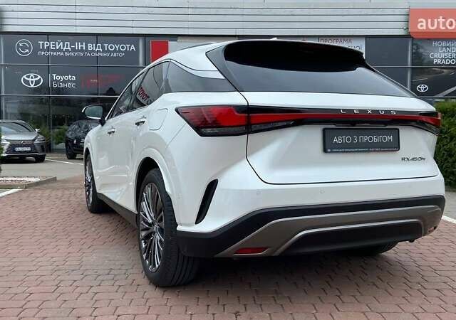 Белый Лексус РХ, объемом двигателя 2.5 л и пробегом 10 тыс. км за 99000 $, фото 1 на Automoto.ua