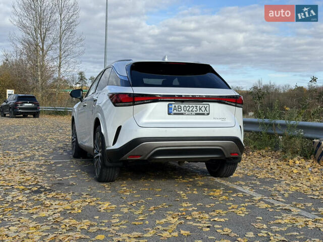 Білий Лексус РХ, об'ємом двигуна 2.4 л та пробігом 52 тис. км за 57000 $, фото 11 на Automoto.ua