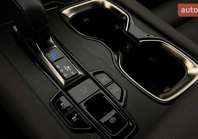 Белый Лексус РХ, объемом двигателя 2.5 л и пробегом 10 тыс. км за 99000 $, фото 10 на Automoto.ua