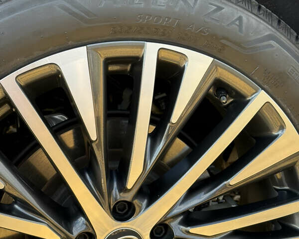 Білий Лексус РХ, об'ємом двигуна 2.4 л та пробігом 52 тис. км за 57000 $, фото 39 на Automoto.ua