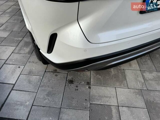 Белый Лексус РХ, объемом двигателя 2.5 л и пробегом 39 тыс. км за 79000 $, фото 21 на Automoto.ua