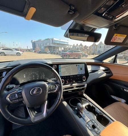 Белый Лексус РХ, объемом двигателя 2.39 л и пробегом 50 тыс. км за 70000 $, фото 9 на Automoto.ua