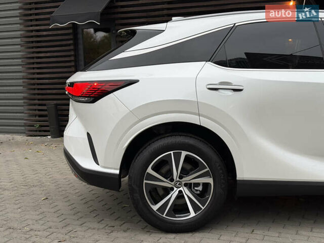Лексус РХ 2023 у Києві на Automoto.ua Білий Лексус РХ, об'ємом двигуна 2.4 л та пробігом 2 тис. км за 57900 $, фото 8 на Automoto.ua