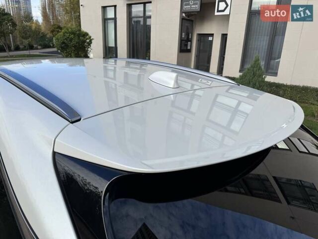 Белый Лексус РХ, объемом двигателя 2.5 л и пробегом 39 тыс. км за 79000 $, фото 20 на Automoto.ua