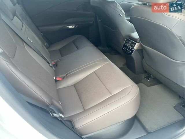 Белый Лексус РХ, объемом двигателя 2.4 л и пробегом 17 тыс. км за 66500 $, фото 17 на Automoto.ua