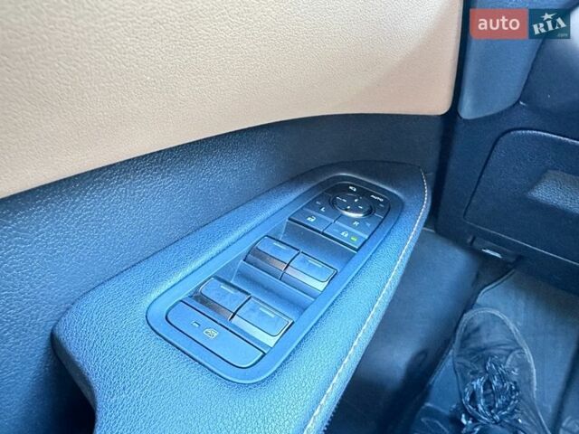 Белый Лексус РХ, объемом двигателя 2.5 л и пробегом 30 тыс. км за 62500 $, фото 26 на Automoto.ua