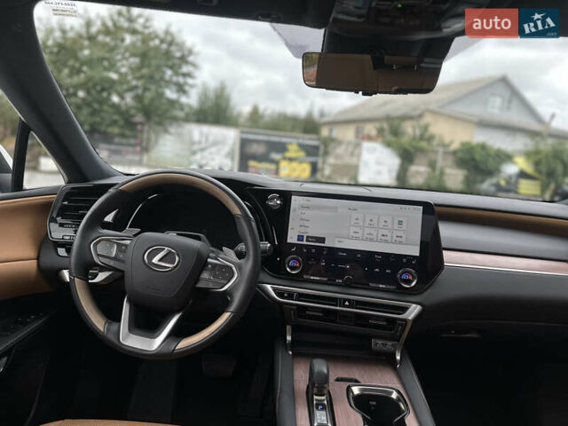 Білий Лексус РХ, об'ємом двигуна 2.4 л та пробігом 15 тис. км за 61500 $, фото 19 на Automoto.ua