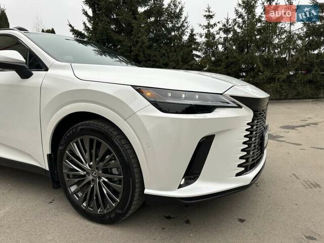 Білий Лексус РХ, об'ємом двигуна 2.5 л та пробігом 29 тис. км за 74500 $, фото 21 на Automoto.ua
