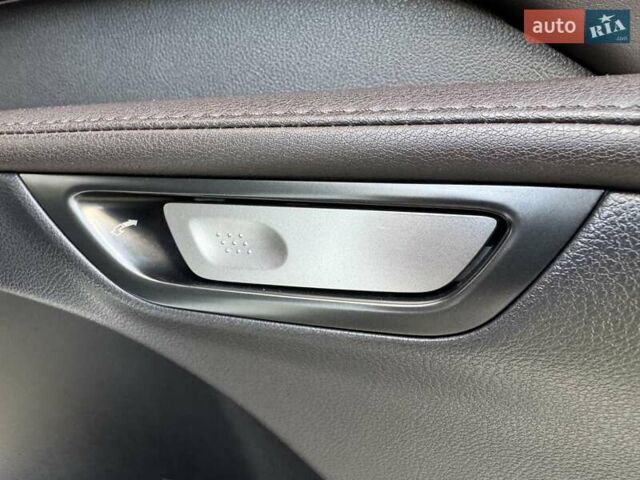 Белый Лексус РХ, объемом двигателя 2.5 л и пробегом 39 тыс. км за 79000 $, фото 60 на Automoto.ua