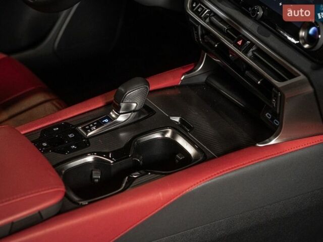 Білий Лексус РХ, об'ємом двигуна 2.4 л та пробігом 29 тис. км за 85900 $, фото 13 на Automoto.ua