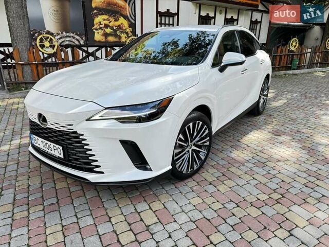 Белый Лексус РХ, объемом двигателя 2.39 л и пробегом 67 тыс. км за 67500 $, фото 2 на Automoto.ua