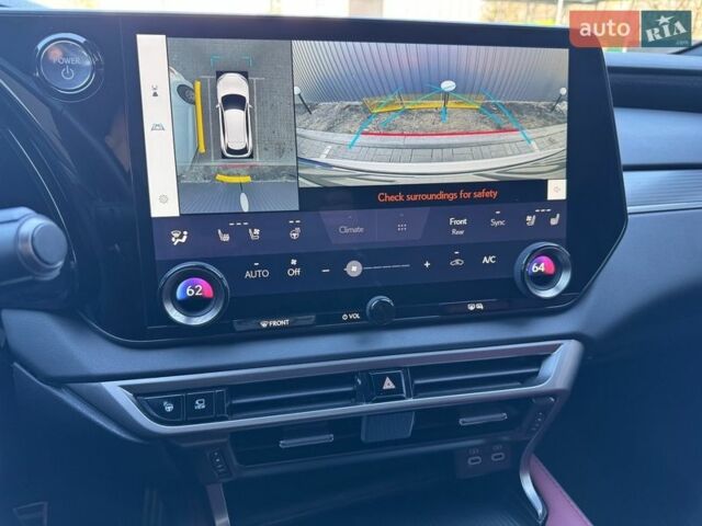 Білий Лексус РХ, об'ємом двигуна 2.4 л та пробігом 41 тис. км за 64999 $, фото 35 на Automoto.ua