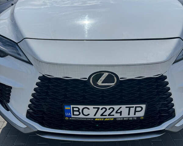 Белый Лексус РХ, объемом двигателя 2.4 л и пробегом 2 тыс. км за 65000 $, фото 5 на Automoto.ua