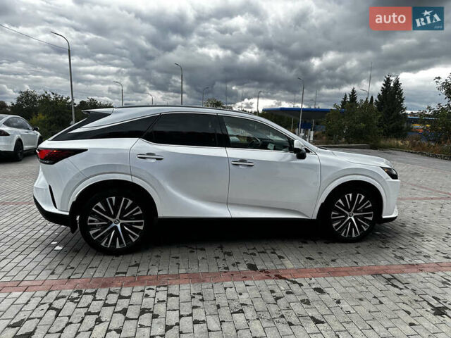 Білий Лексус РХ, об'ємом двигуна 2.4 л та пробігом 15 тис. км за 61500 $, фото 7 на Automoto.ua