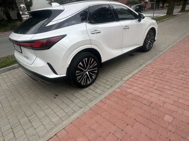 Білий Лексус РХ, об'ємом двигуна 2.4 л та пробігом 50 тис. км за 62000 $, фото 2 на Automoto.ua